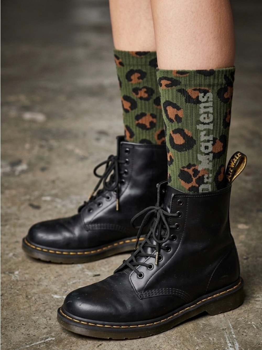 Dr. Martens Leopard Crew Socks in Olive Green size S/M new